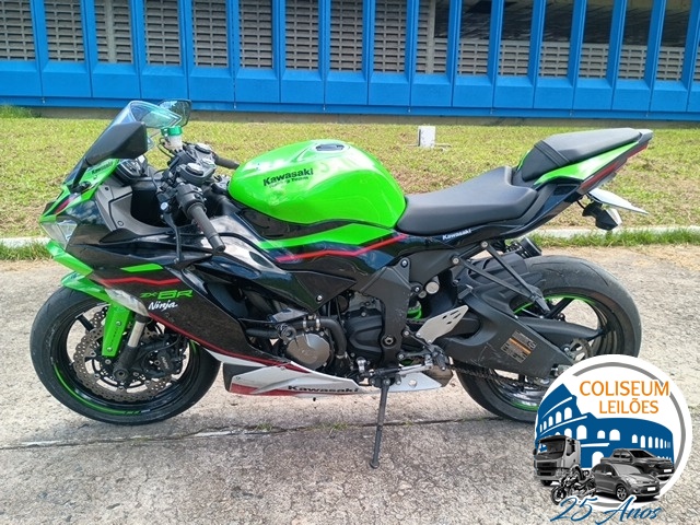 KAWASAKI NINJA ZX-6R ANO 2022/2023