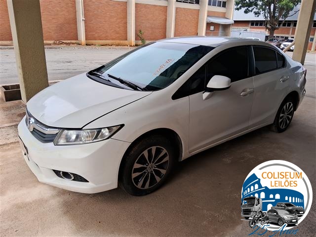 HONDA CIVIC LXS 1.8 ANO 2013/2014