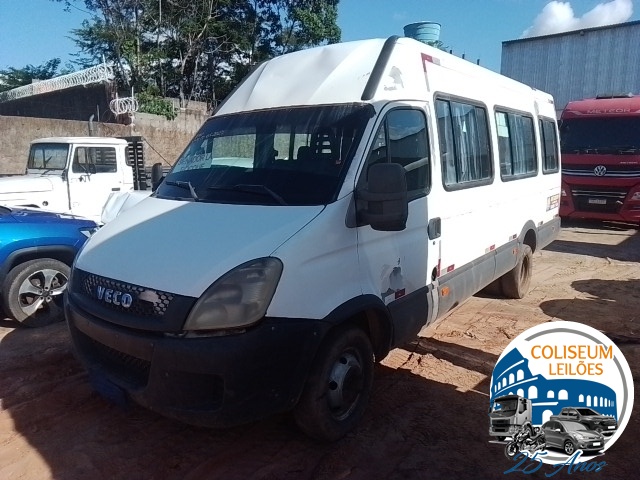 IVECO DAILY 50C17MINIBUS ANO 2015/2016